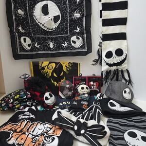 Lot Of 17 Nightmare Before Christmas Accessories Slipper Socks, Hats, Scarves